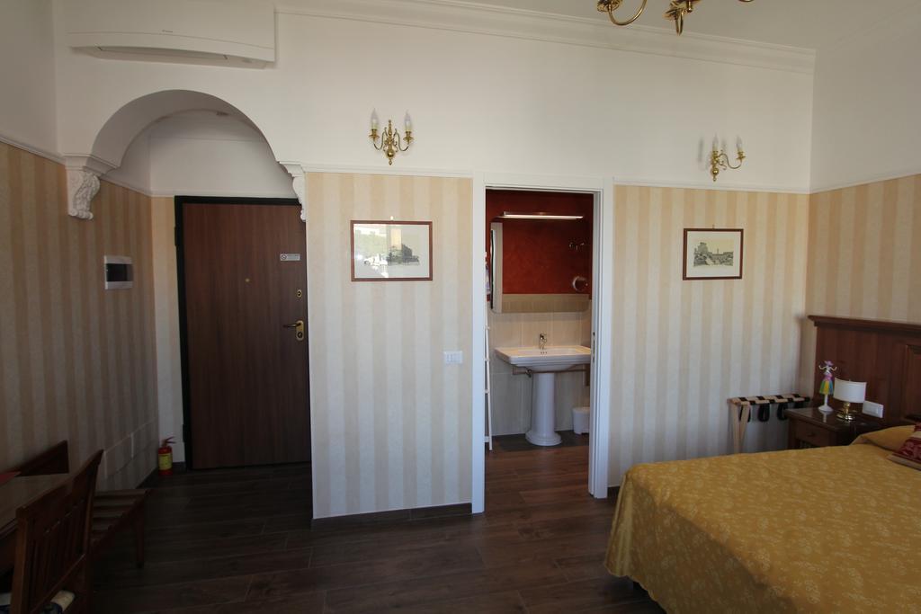 Area Sacra Relais Roma